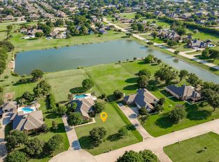 104 Island Cir, Shady Shores, TX 76208