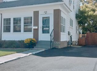 2802 Saint Marys Rd, Ardmore, PA 19003