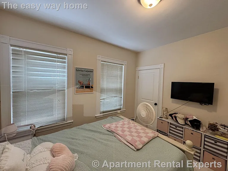 1040 Broadway #2 — Photo 7