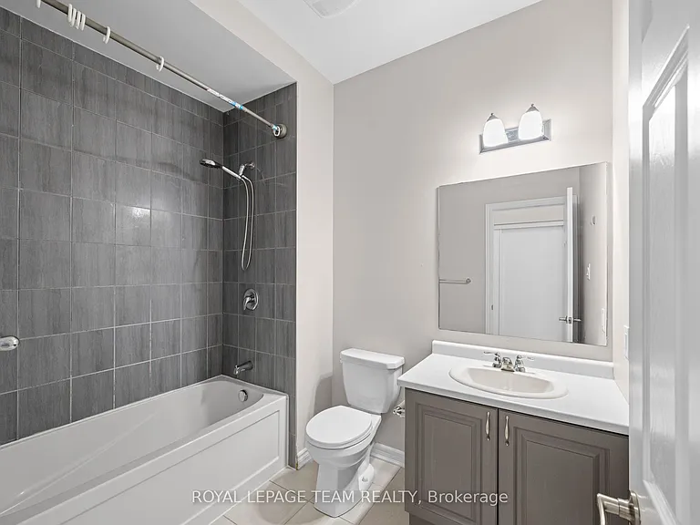 127 Solaris Dr — Photo 13