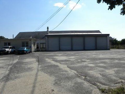 5th image of 845 Raynor Ave