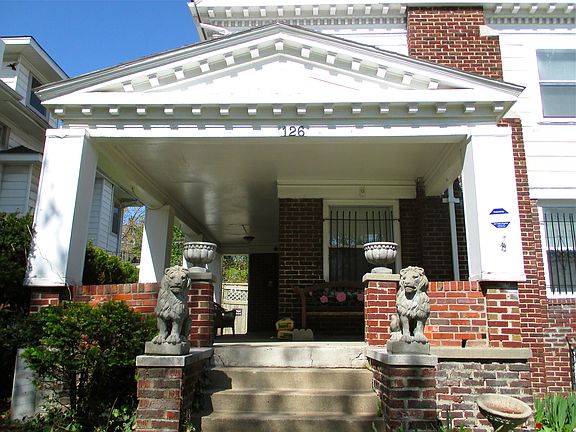 3rd image of 126 N Van Brunt Blvd