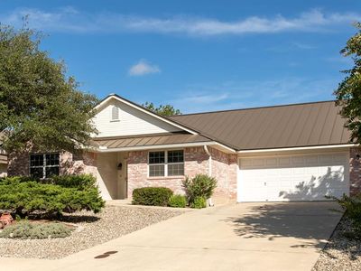 718 Oak Valley Dr, Kerrville, TX, 78028