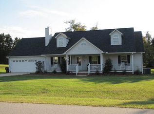 406 Hanover Rd, Abbeville, SC 29620