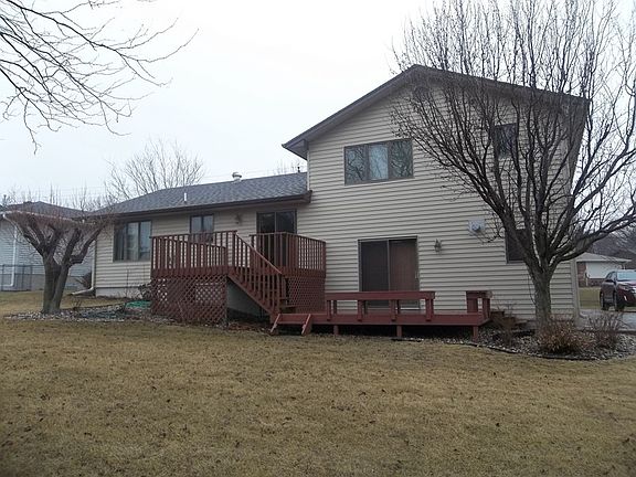 3rd image of 1914 Peninah St