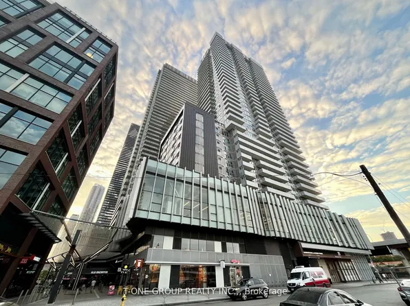 20 Richardson St #1709, Toronto, ON M5A 0S6