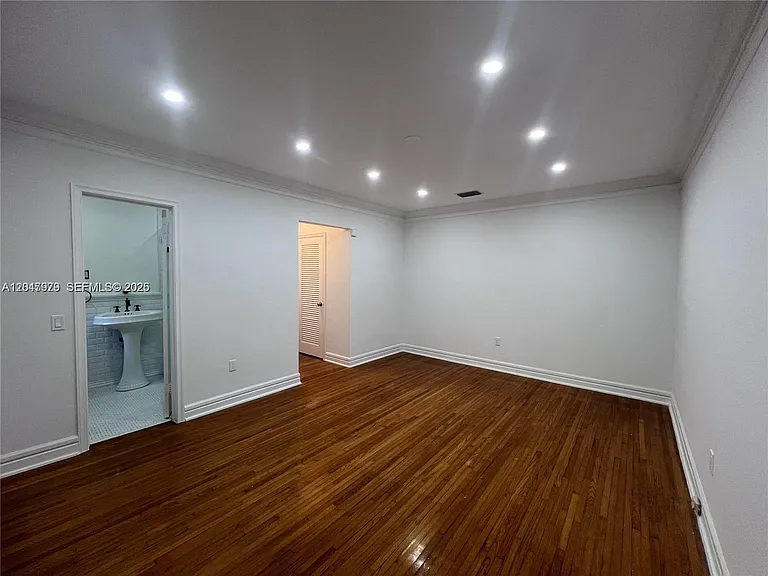 1452 Urbino Ave — Photo 22