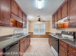 230 Chestnut Dr, Covington, GA 30016