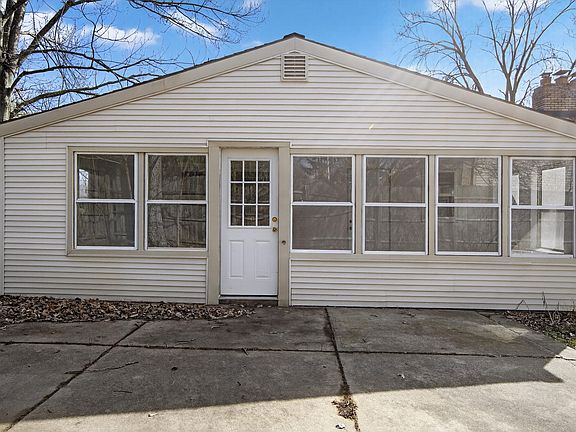 5th image of 3304 Spring Arbor Rd