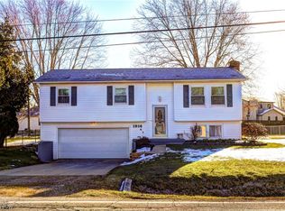 1814 Abbe Rd S, Elyria, OH 44035