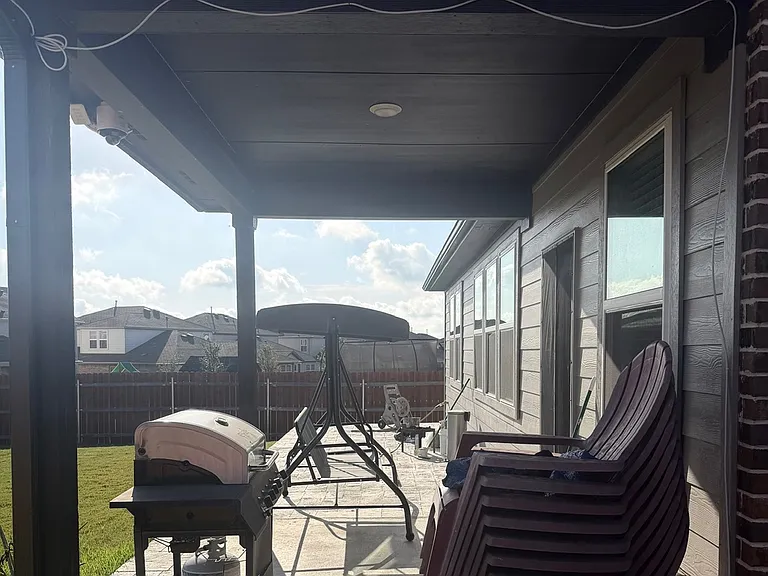 15220 Holloway Dr — Photo 9