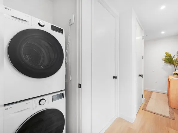 16 West Street image 11 of 36