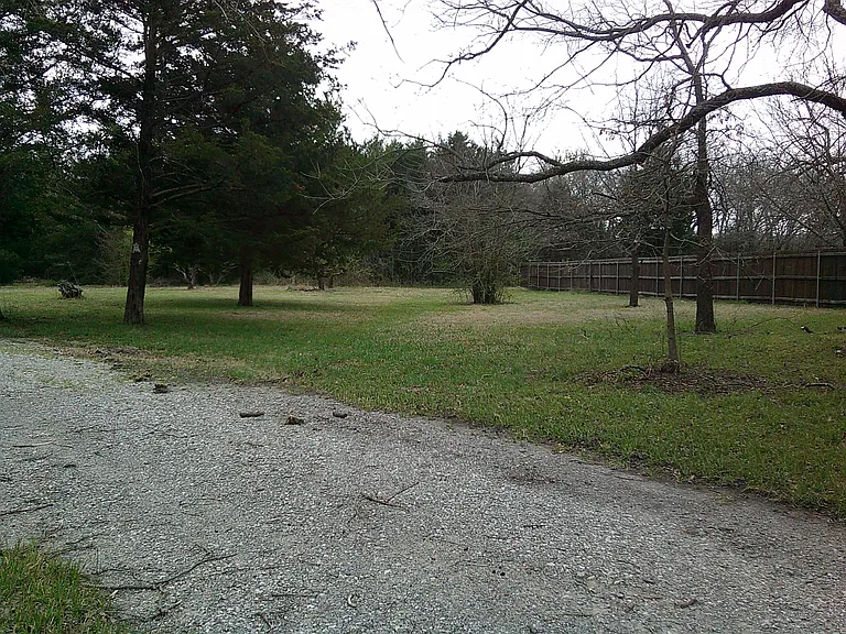 994 County Road 4700 — Photo 8