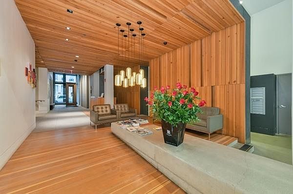 2nd image of 346-354 Congress St #406