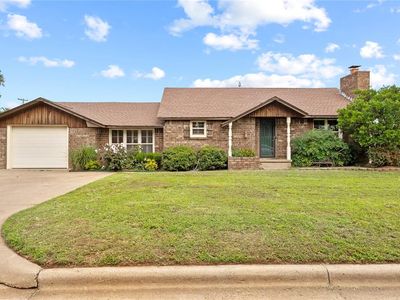 801 N 6th St, Thomas, OK, 73669