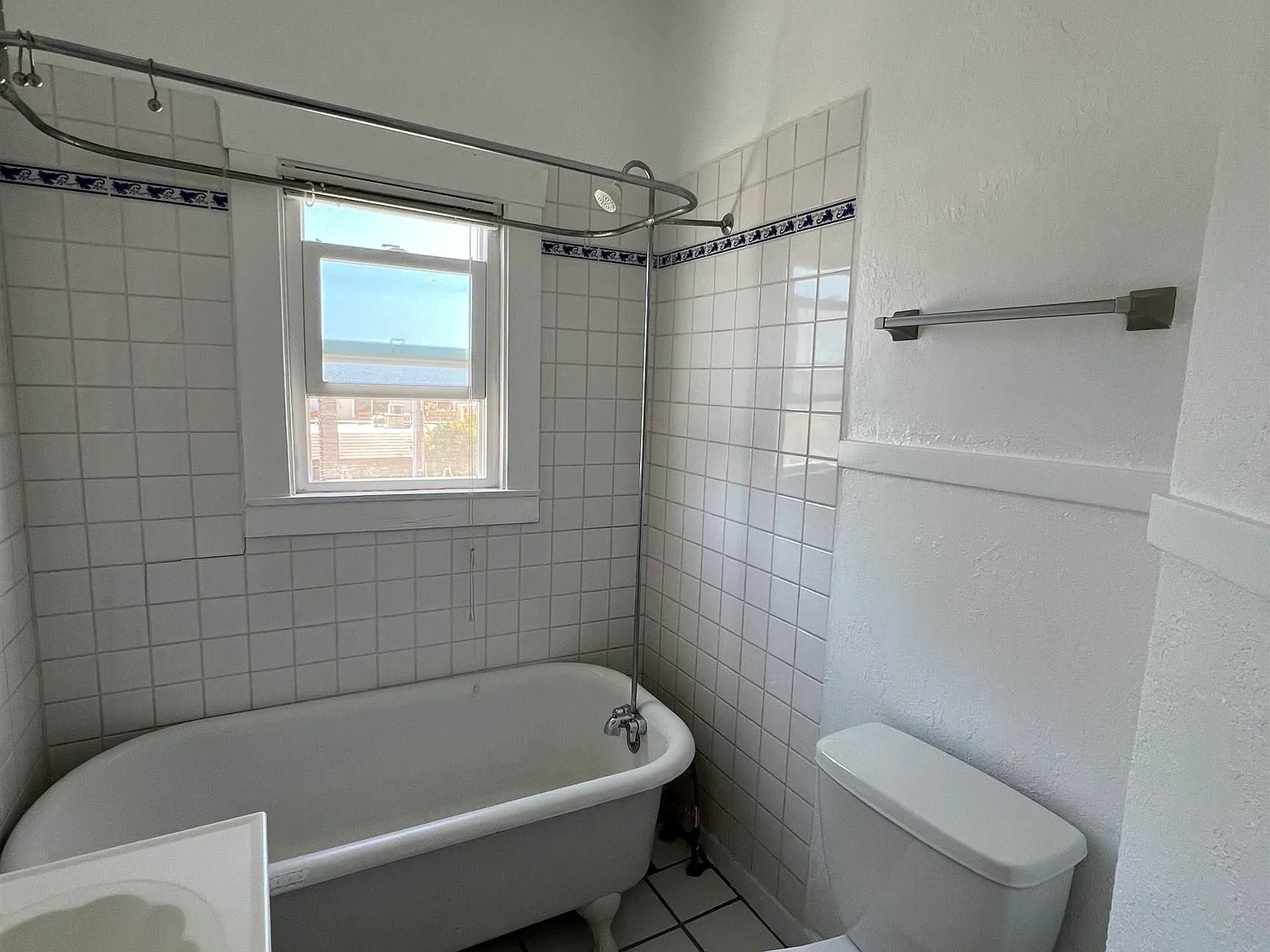 1 bed, 450 sqft, $2,250 — Photo 4