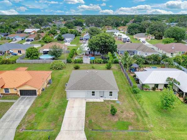 1319 SW Hunnicut Avenue, Port St Lucie, FL 34953