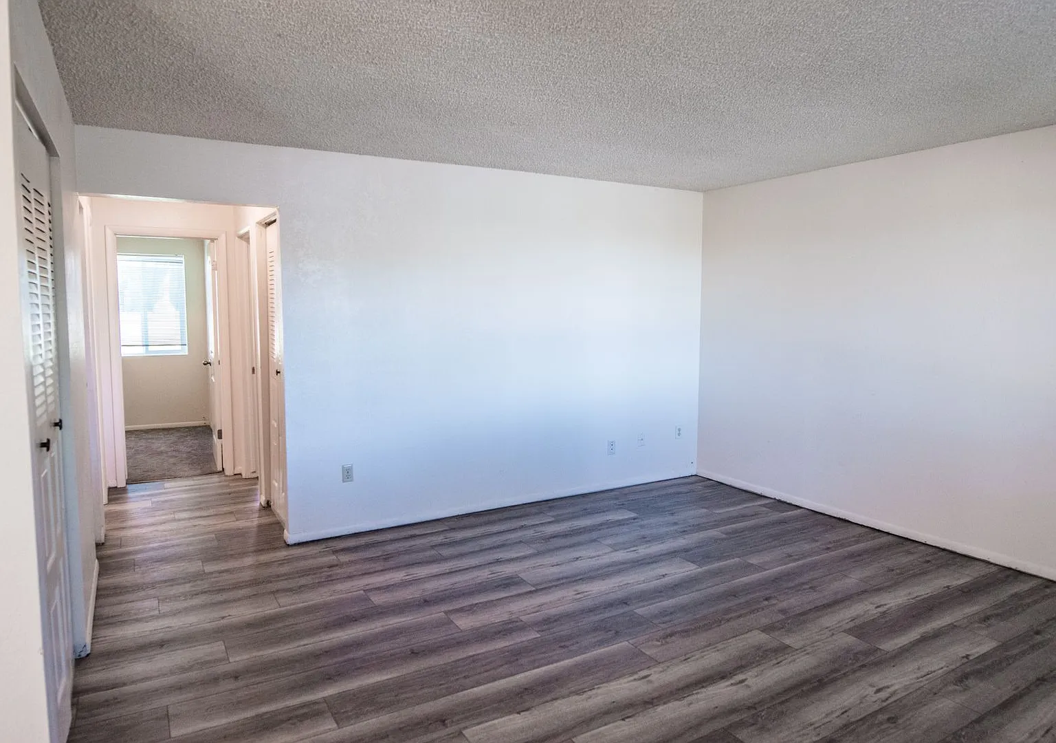 The Grove Apartments — Photo 4