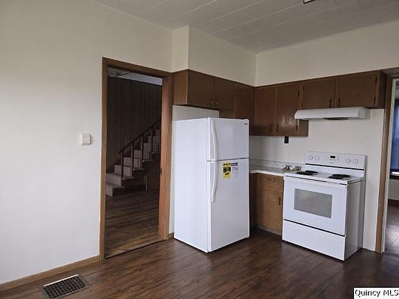2525 N County Road 2750, La Harpe, IL 61450 | Zillow