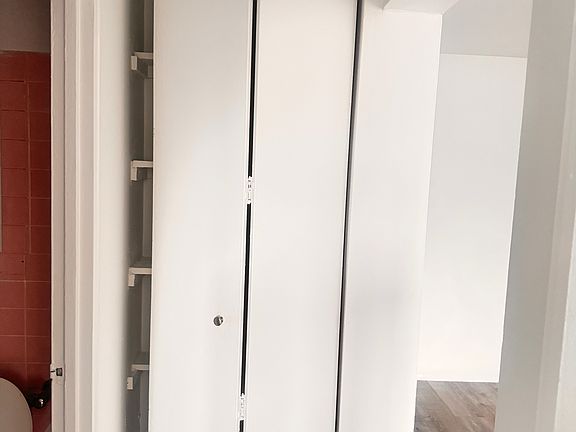 5th image of 139-81 35th Ave APT 6D