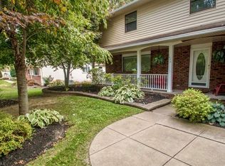 1070 Ledge Rd, Macedonia, OH 44056