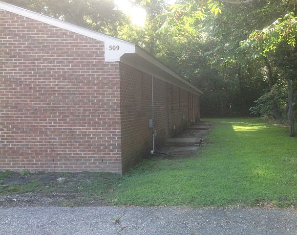 2nd image of 509 Pender Street N