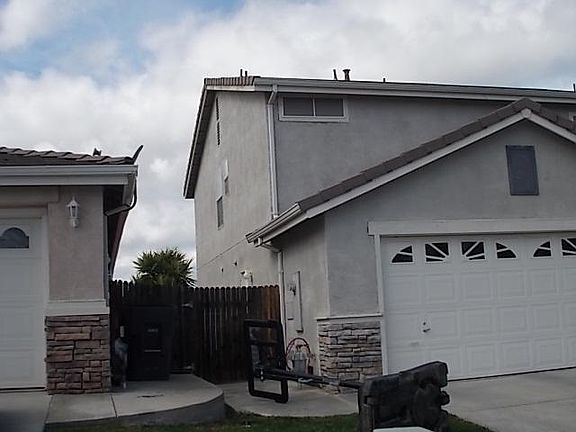 2nd image of 410 Glenbriar Cir