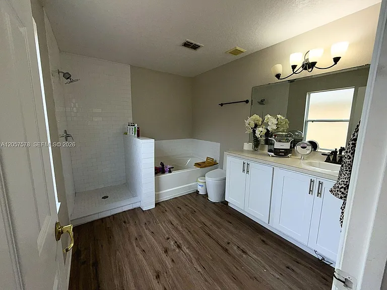233 Aldridge Ln — Photo 23