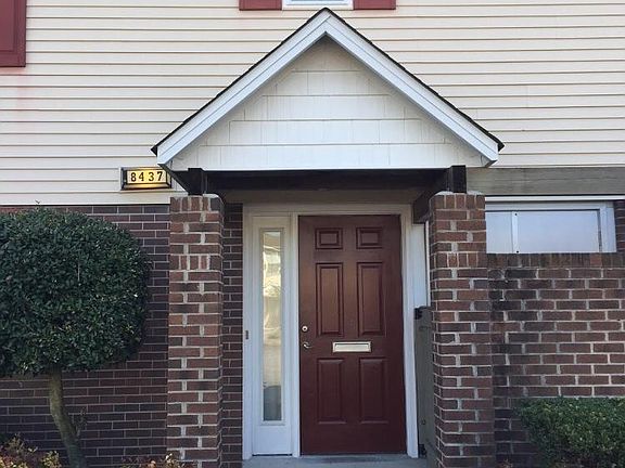 2nd image of 8437 Oconnor Cres