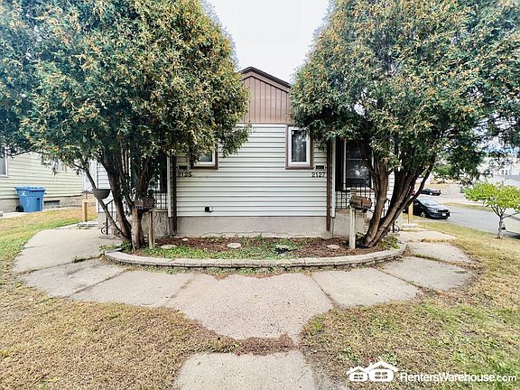 4th image of 2125 Grand Ave S