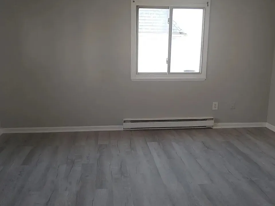 65 James St #2