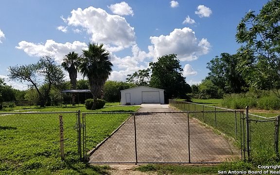 2nd image of 7221 Palm Park Blvd