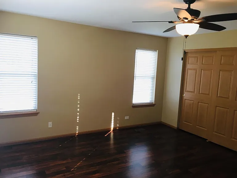 503 Heritage Ct — Photo 14
