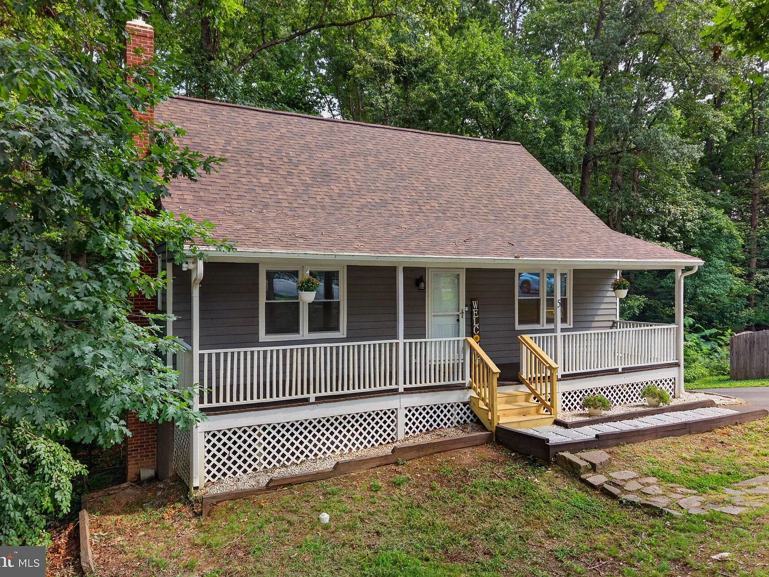 3 bed, 2.0 bath, 1638 sqft, $2,850 — Photo 4