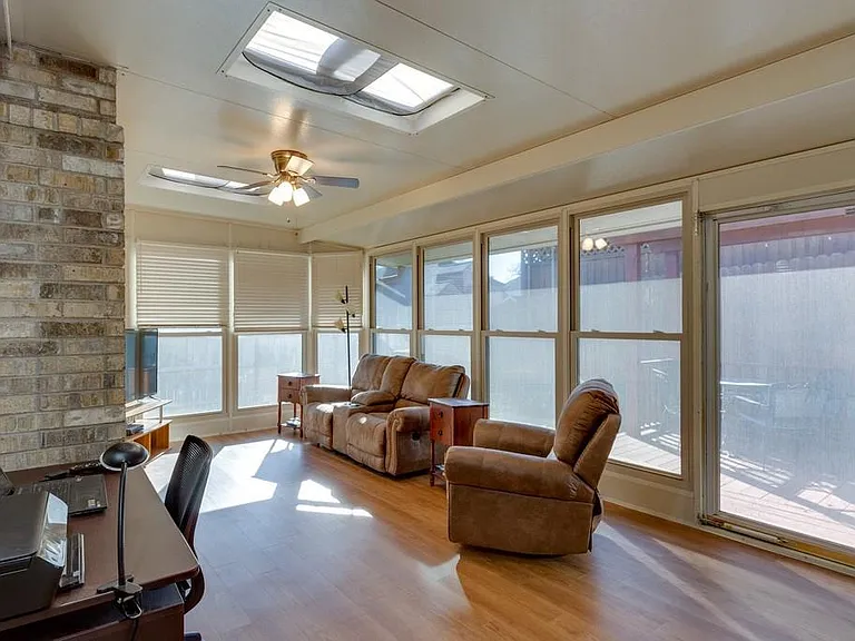 801 Steeps Ct — Photo 19