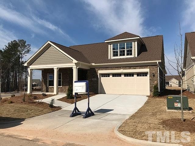 1st image of 1105 Garden Gate Dr