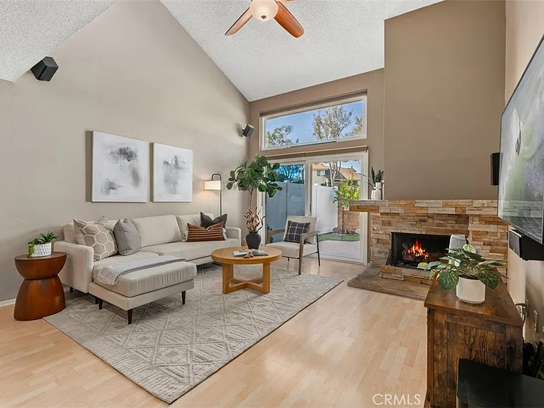 22057 Newbridge Dr #5 — Photo 7