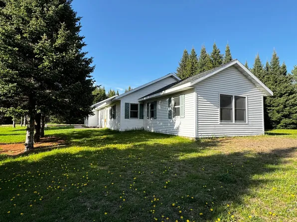 772 Horse Lake Ln, Dresser, WI 54009