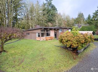 2215 S Castle Way, Brier, WA 98036