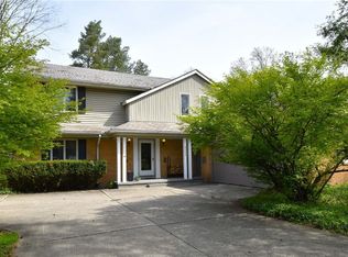 22299 S Woodland Rd, Shaker Heights, OH 44122
