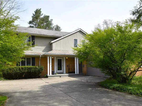 22299 S Woodland Rd, Shaker Heights, OH 44122