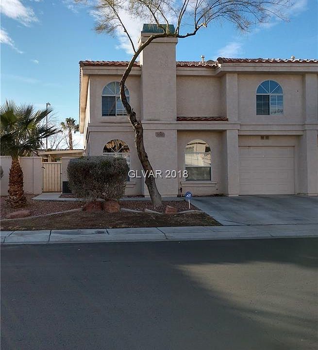 1st image of 1041 Grammy Dr