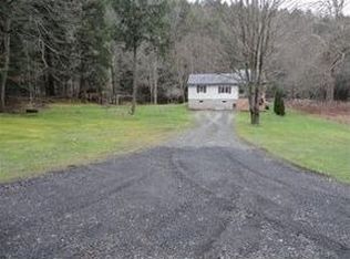 570 Tracy Creek Rd, Vestal, NY 13850