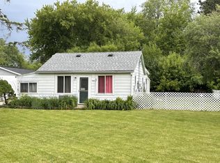 610 Wallis Ave, Delavan, WI 53115