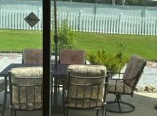 25 Country Club Rd, Willingboro, NJ 08046