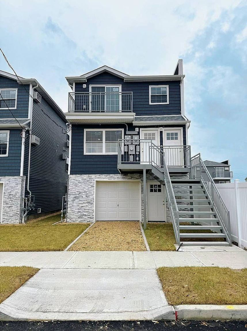 7245 Hillmeyer Ave 2, Arverne, NY 11692 Zillow