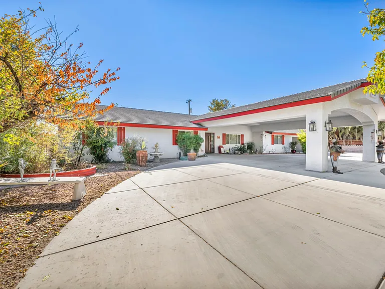 3037 Palomino Ln — Photo 12