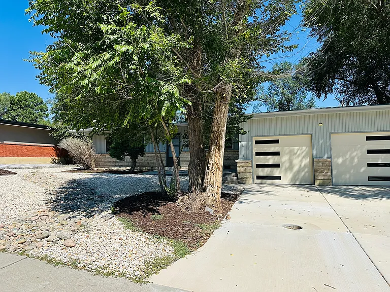 522 W Ramona Ave — Photo 14