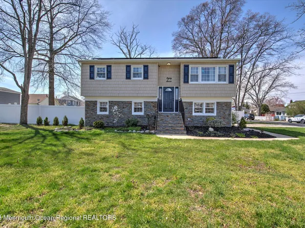 87 Bray Avenue, North Middletown, NJ 07748