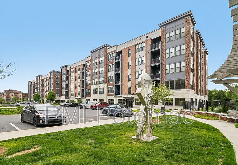 3503 Bellflower Ln #406 — Photo 5
